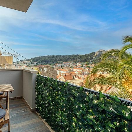 Villa Capitis In The Center- Exclusive Apartment Hvar Town Exterior foto